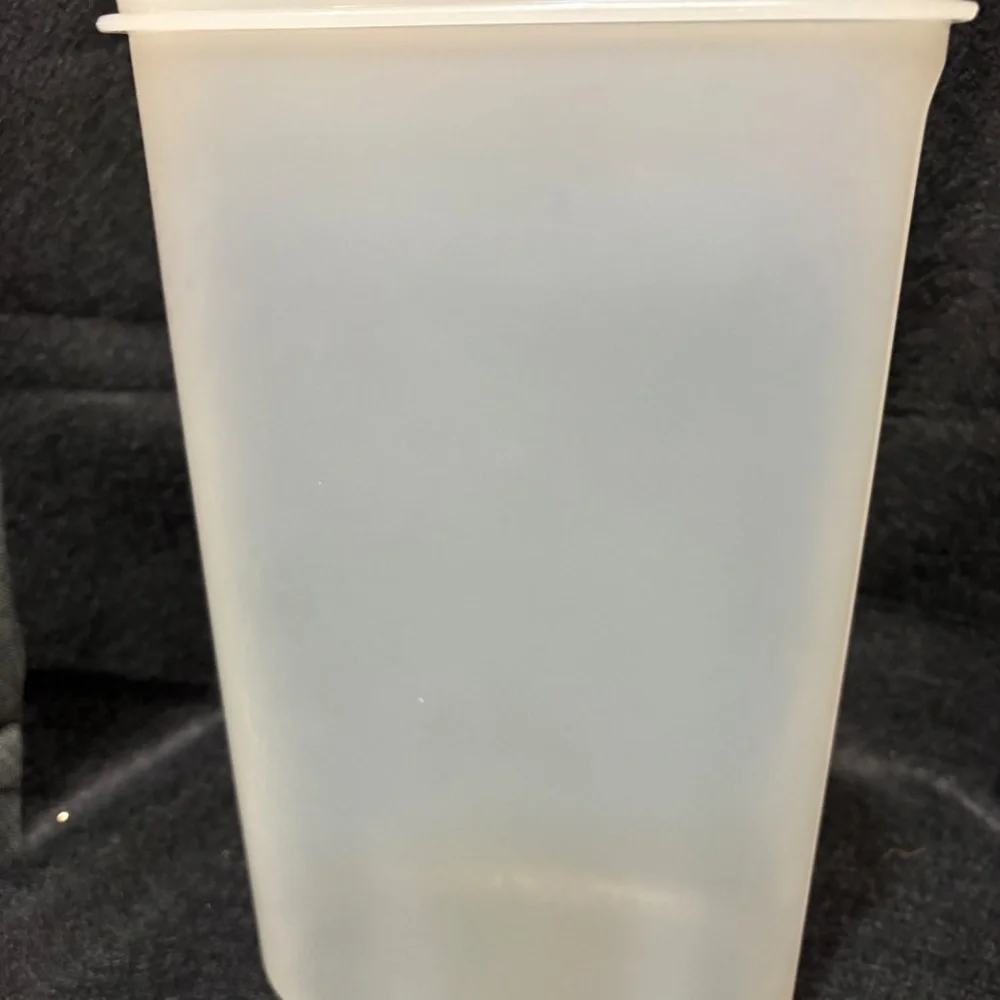 Tupperware this container